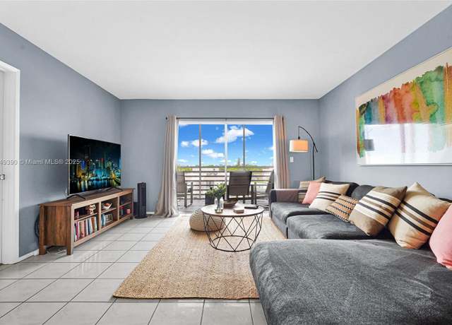 Property at 3050 NE 16th Ave #605, Oakland Park, FL 33334, 2 beds, 2 baths