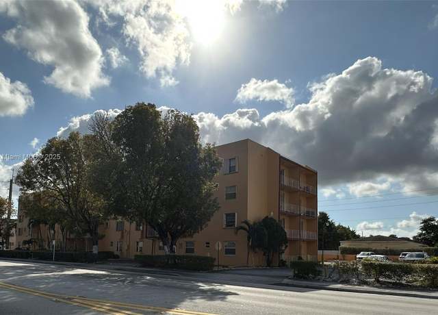 Property at 6200 W Flagler St #303, Miami, FL 33144, 2 beds, 1.5 baths