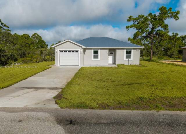 Property at 113 Gull Ave NW, Lake Placid, FL 33852, 3 beds, 2 baths