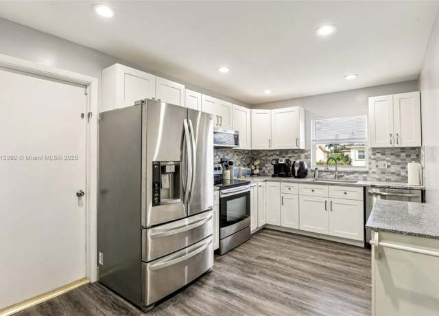 Property at 13379 Via Vesta Unit B, Delray Beach, FL 33484, 2 beds, 2 baths