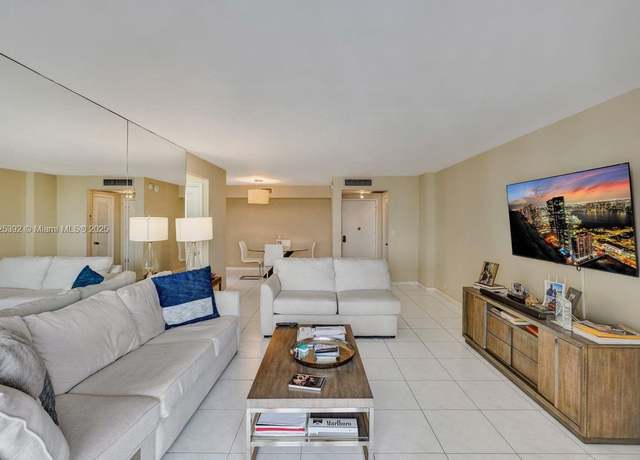Property at 1111 Crandon Blvd Unit C804, Key Biscayne, FL 33149, 1 bed, 1.5 baths