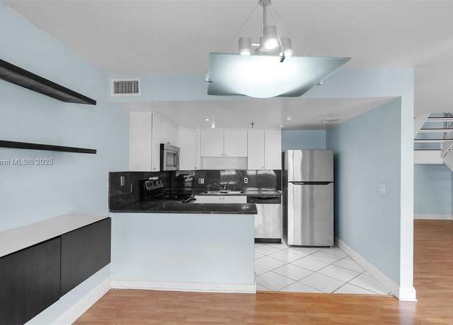 Property at 10661 SW 108th Ave Unit 3H, Miami, FL 33176, 2 beds, 2.5 baths