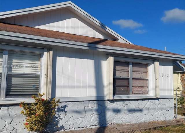 Property at 2419-2421 Johnson St, Hollywood, FL 33020, 5 beds, 4 baths