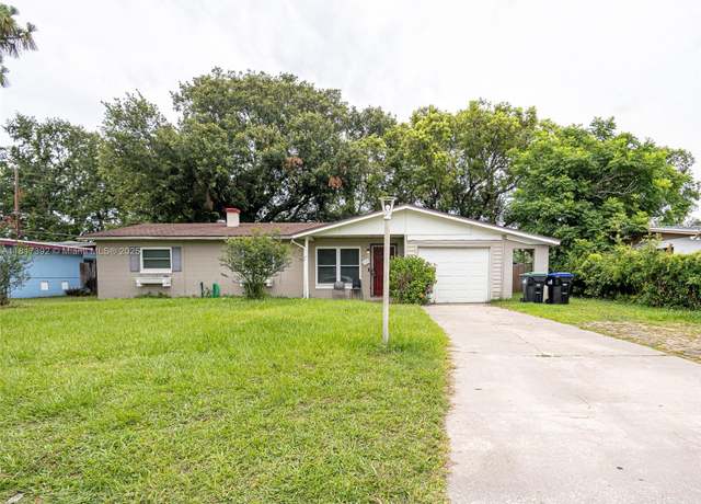 Property at 4915 Pine Needle Dr, Orlando, FL 32808, 3 beds, 2 baths