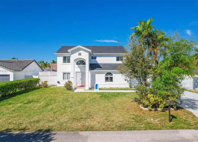 Property at 15022 SW 149th Ct, Miami, FL 33196, 3 beds, 2.5 baths