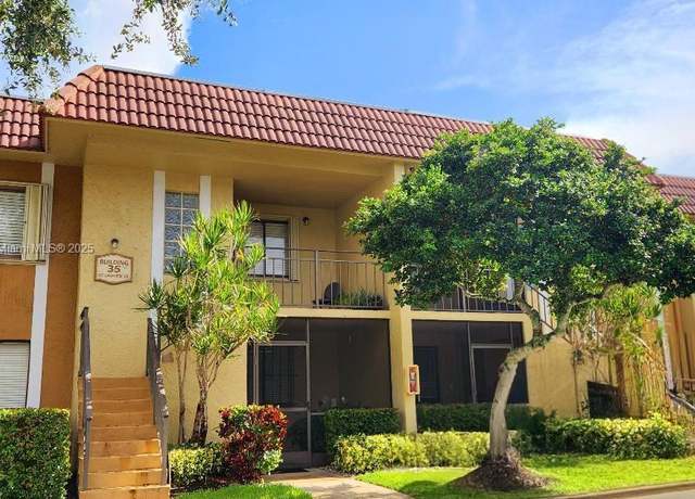 Property at 307 Lakeview Dr #102, Weston, FL 33326, 2 beds, 2 baths