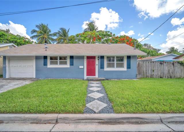 Property at 515 NE 11th St, Fort Lauderdale, FL 33304, 2 beds, 1 bath