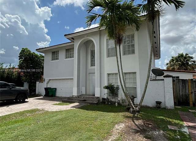 Property at 15802 SW 99th St, Miami, FL 33196, 4 beds, 3 baths