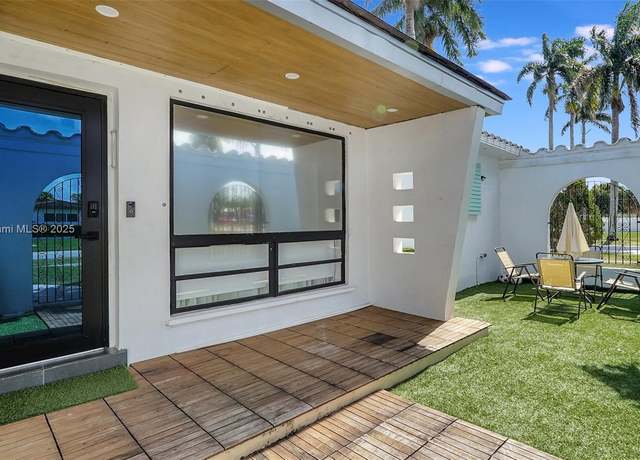 Property at 603 N 32nd Ave, Hollywood, FL 33021, 3 beds, 1 bath