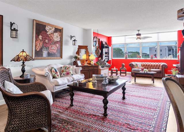 Property at 2603 NW 103rd Ave #310, Sunrise, FL 33322, 3 beds, 2 baths