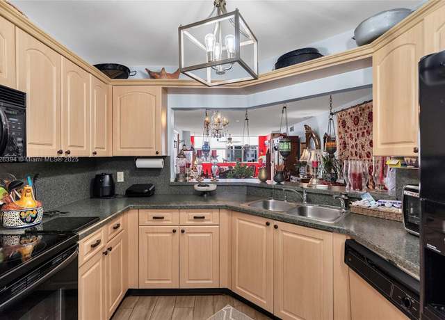 Property at 2603 NW 103rd Ave #310, Sunrise, FL 33322, 3 beds, 2 baths