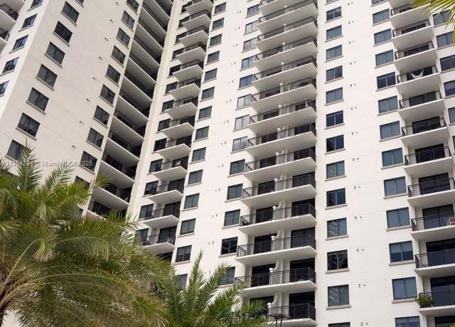Property at 999 SW 1st Ave #1611, Miami, FL 33130, 2 beds, 2 baths