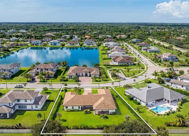 Property at 11125 N Sierra Ranch Dr, Davie, FL 33324, 5 beds, 5 baths