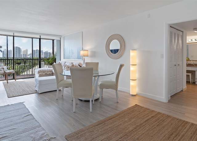 Property at 20301 W Country Club Dr #728, Aventura, FL 33180, 2 beds, 2 baths