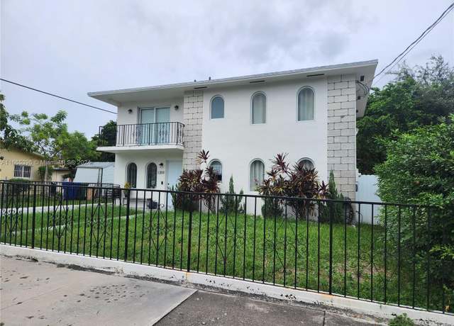 Property at 1359 SW 11th St, Miami, FL 33135, 3 beds, 3 baths