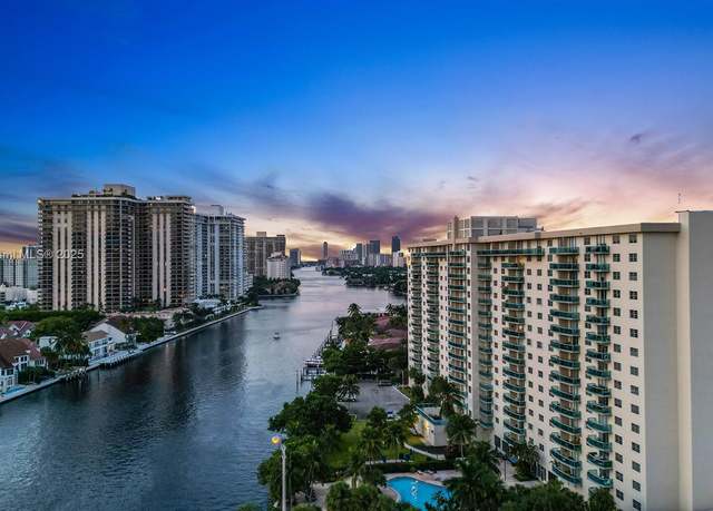 Property at 19390 Collins Ave Ph -7, Sunny Isles Beach, FL 33160, 2 beds, 2 baths