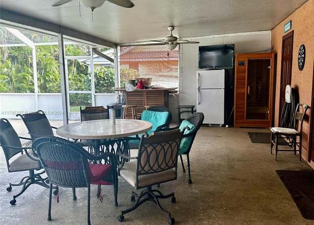 Property at 963 SE Atlantus Ave, Port St. Lucie, FL 34983, 3 beds, 2 baths