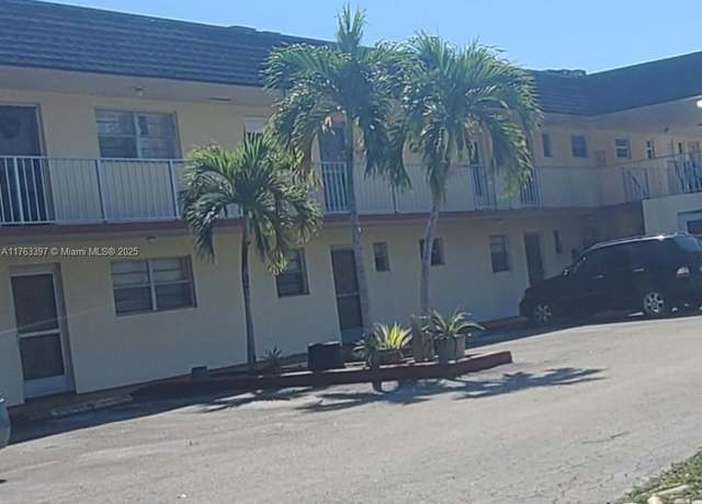 Property at 19305 NE 2 Ave #2323, Miami, FL 33179, 2 beds, 1.5 baths