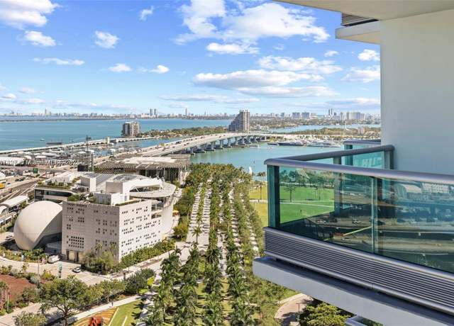 Property at 900 Biscayne Blvd #2410, Miami, FL 33132, 1 bed, 2 baths