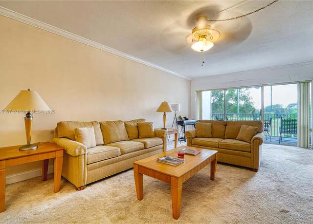 Property at 3100 N Palm Aire Dr #309, Pompano Beach, FL 33069, 2 beds, 2 baths