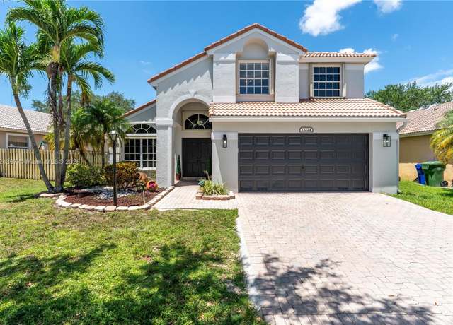 Property at 13224 NW 12th St, Pembroke Pines, FL 33028, 4 beds, 2.5 baths