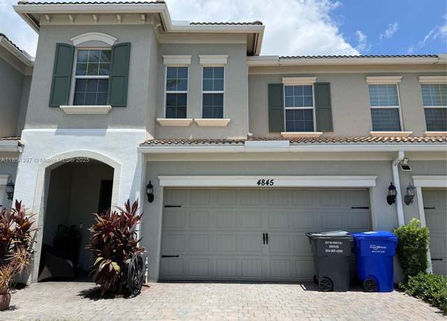 Property at 4845 Eucalyptus Dr, Hollywood, FL 33021, 3 beds, 2.5 baths