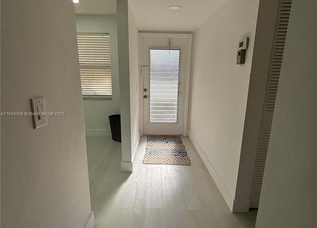 Property at 10434 Sunrise Lakes Blvd #109, Sunrise, FL 33322, 2 beds, 2 baths