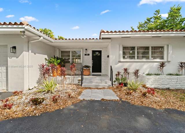 Property at 411 Malaga Ave, Coral Gables, FL 33134, 3 beds, 2 baths