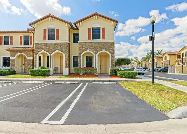 Property at 3208 SE 4th Ct, Homestead, FL 33033, 3 beds, 2.5 baths