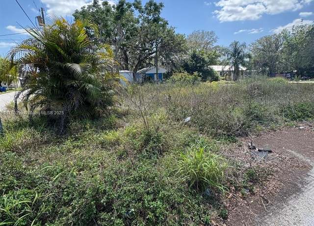 Property at Undisclosed address, Sebring, FL 33870