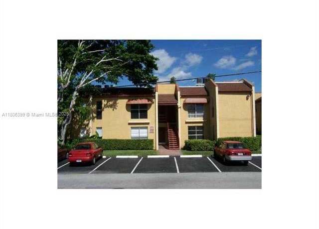 Property at 4425 Treehouse Ln Unit B, Tamarac, FL 33319, 2 beds, 1 bath