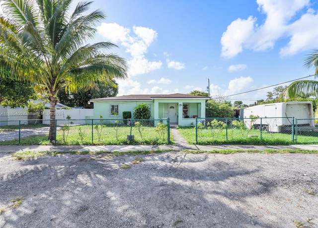 Property at 710 E 39th St, Hialeah, FL 33013, 3 beds, 1 bath