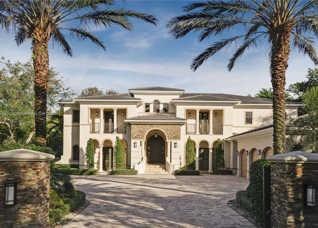Property at 9601 SW 60th Ct, Pinecrest, FL 33156, 7 beds, 6.5 baths