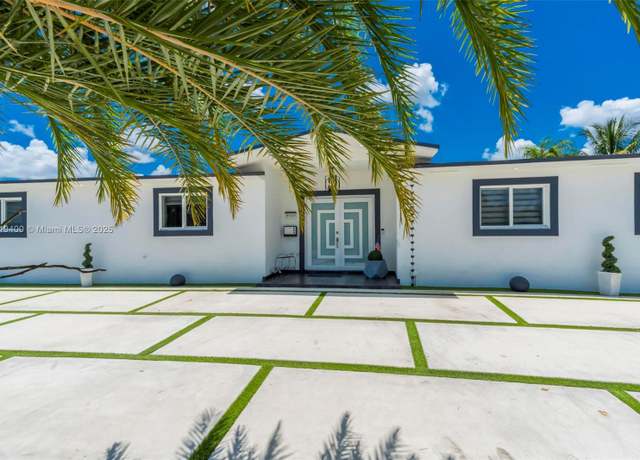 Property at 8500 NW 174th St, Hialeah, FL 33015, 5 beds, 3 baths