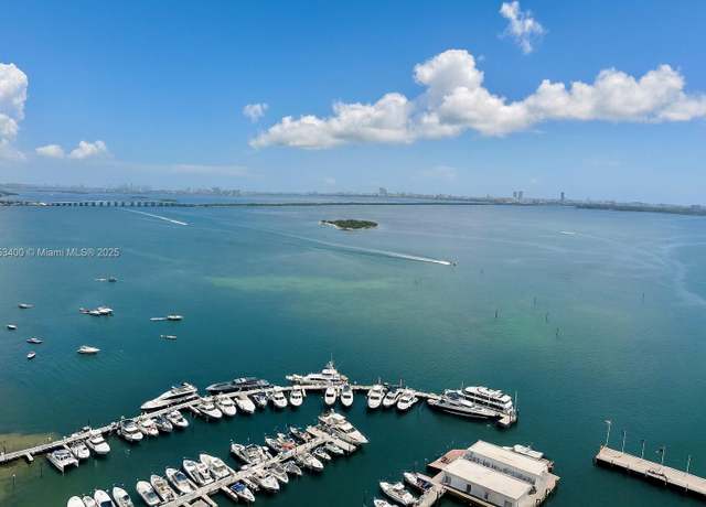 Property at 555 NE 15th St Unit 32D, Miami, FL 33132, 1 bed, 1.5 baths