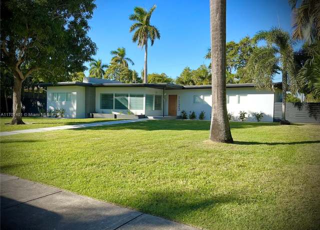 Property at 1123 Polk St, Hollywood, FL 33019, 3 beds, 2 baths