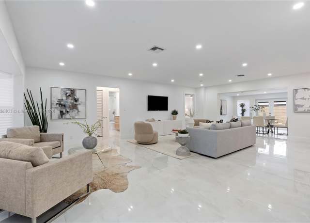 Property at 2964 NE 36th St, Lighthouse Point, FL 33064, 3 beds, 2 baths