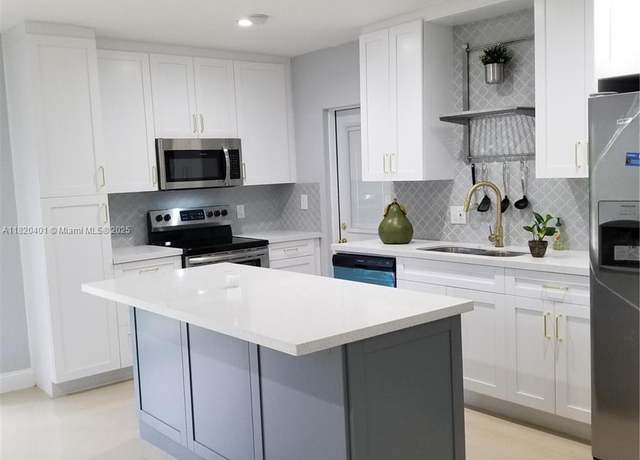 Property at 1016 NE 4 Ave, Homestead, FL 33030, 4 beds, 2 baths