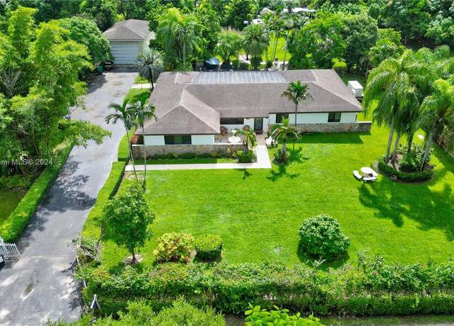 Property at 22455 SW 182nd Ave, Miami, FL 33170, 5 beds, 3 baths