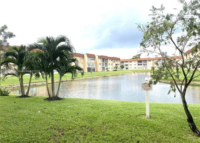 Property at 8901 Sunrise Lakes Blvd #204, Sunrise, FL 33322, 2 beds, 2 baths