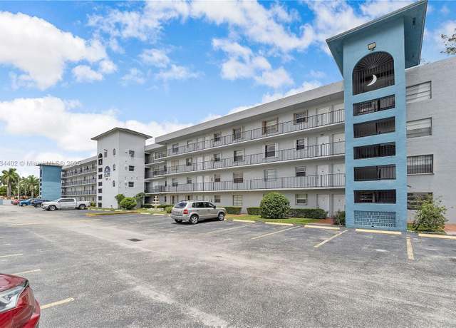 Property at 2775 W 52nd St #305, Hialeah, FL 33016, 2 beds, 1 bath