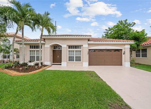 Property at 1154 NW 183rd Ter, Pembroke Pines, FL 33029, 3 beds, 2.5 baths