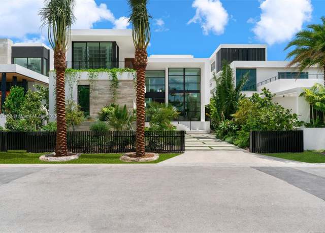 Property at 1045 N Venetian Dr, Miami, FL 33139, 6 beds, 7.5 baths