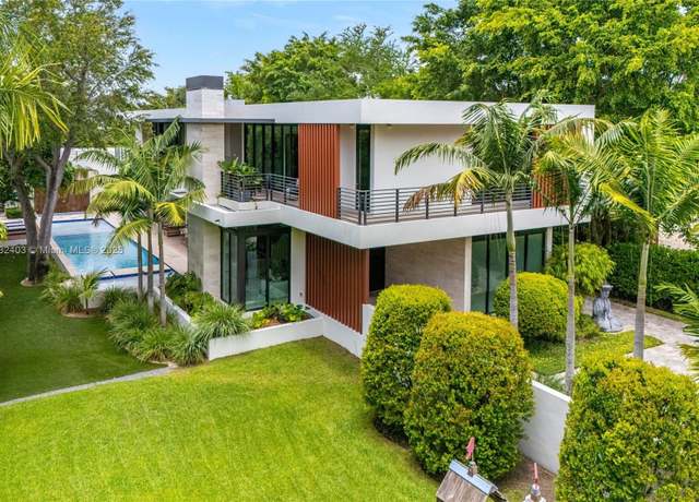 Property at 7610 SW 48th Ct, Miami, FL 33143, 6 beds, 7.5 baths