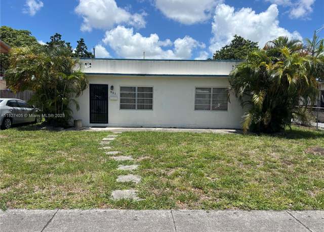 Property at 981 E 18th St, Hialeah, FL 33013, 2 beds, 1 bath
