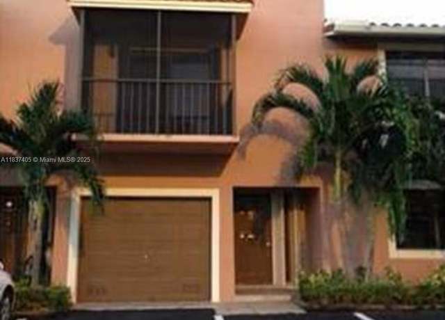 Property at 9850 Hammocks Blvd #107, Miami, FL 33196, 3 beds, 3.5 baths