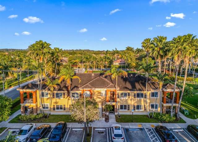 Property at 945 NE 34th Ave #103, Homestead, FL 33033, 2 beds, 2 baths