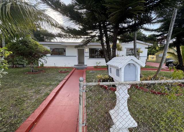 Property at 18600 NW 42nd Pl, Miami Gardens, FL 33055, 5 beds, 3 baths