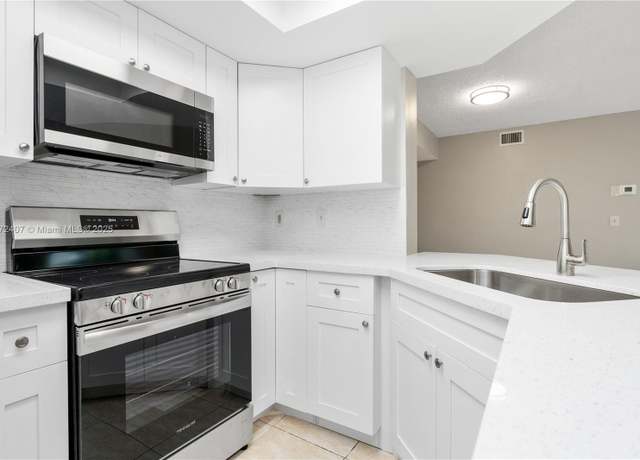 Property at 9188 W Atlantic Blvd #1521, Coral Springs, FL 33071, 3 beds, 2 baths