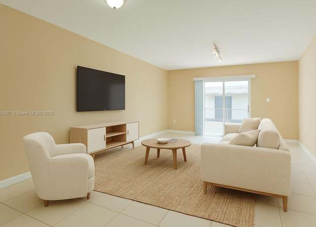Property at 8851 NW 119th St Unit 2220-2, Hialeah Gardens, FL 33018, 2 beds, 2.5 baths